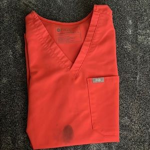 FIGS womens Catarina top Clay